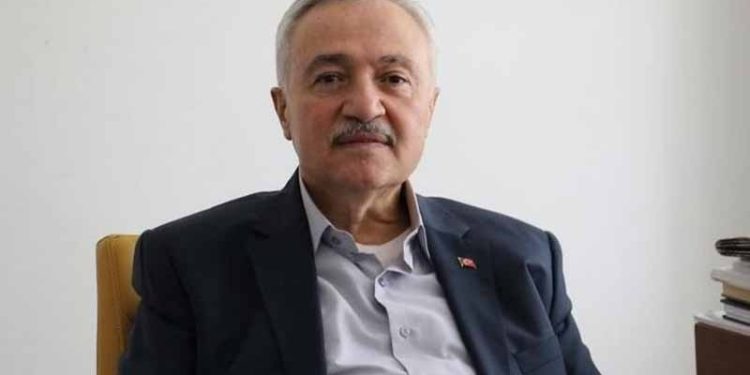 AKP'li Demirbağ: Domatesi 2 kilo yerine iki tane alırız, kışın zaten sağlığa da çok faydalı değil