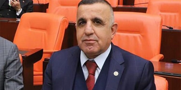 AKP'li vekilin oğlu memura rüşvet vermiş