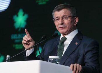 AKP'yi uyarıyorum diyen Davutoğlu: Bahçeli birinci aşamayı geçti