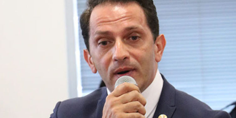 AKP’li Mücahit Birinci: Başkanlık sistemine alışacaksınız!