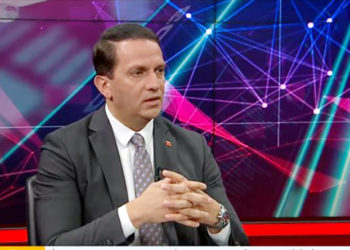 AKP’li Mücahit Birinci’den ‘dolar’ yorumu: Türkiye, diz çökmeyecektir