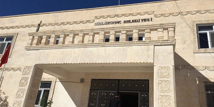 AKP’li başkan oğlunu ve akrabalarını kamu kurumlarına yerleştirdi