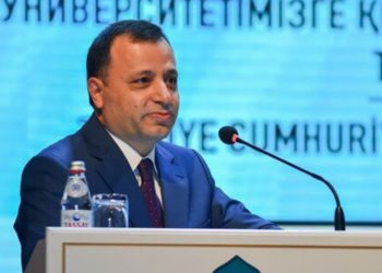 AYM Başkanı Arslan: Mahkemenin önünde 60 bin bireysel başvuru bekliyor