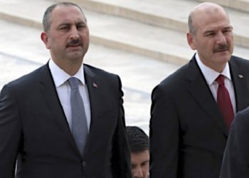 Abdulhamit Gül'den Süleyman Soylu'ya 'hukuk' yanıtı