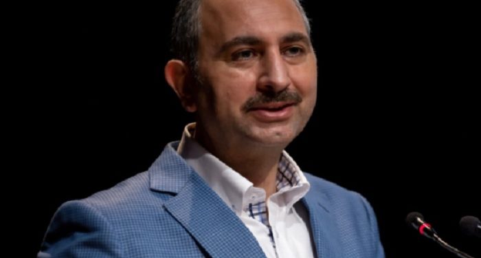 Adalet Bakanı Gül: ‘Sakın ola statükoya teslim olmayın’