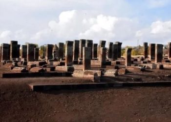 Ahlat'taki kazılarda 30'a yakın çocuk mezarı bulundu