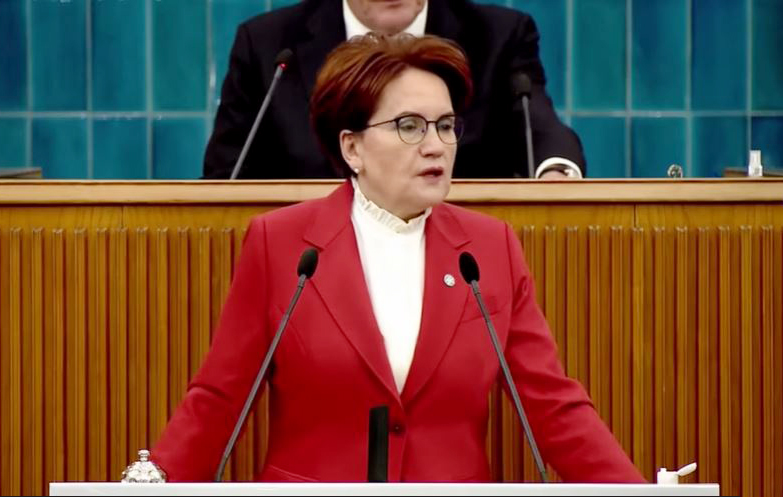 Akşener’den Erdoğan’a: Utanmadan, sıkılmadan ekonominin kitabını yazdığını söylüyor