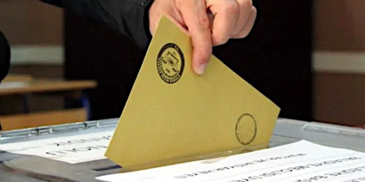 Aksoy anketi: AKP ve CHP başa baş, HDP baraj sınırında