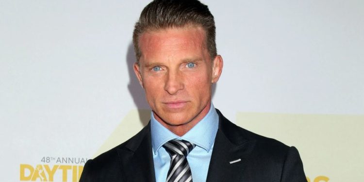 Aktör Steve Burton, Koronavirüs aşısı olmayı reddettiği için 29 senedir oynadığı diziden çıkarıldı