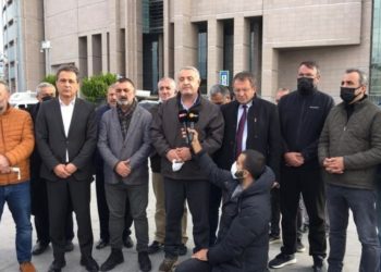 Alevi örgütlerinden ayrımcı açıklamalar yapan AKP'li eski vekil hakkında suç duyurusu