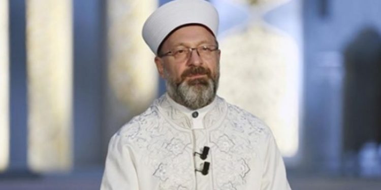 Ali Erbaş: Gençlerimize sürekli dinsizlik aşılanıyor