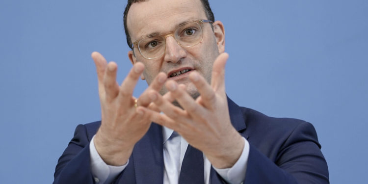 Alman Sağlık Bakanı: BioNTech aşısı ‘Mercedes’ ise, Moderna ‘Rolls-Royce’dur.