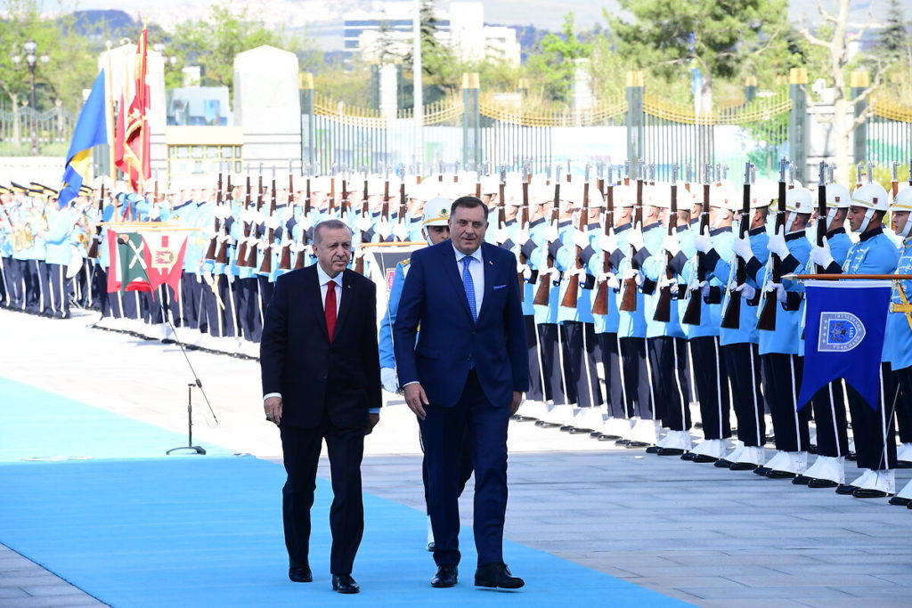 Almanya, ülkenin bölünmesini isteyen Bosnalı Sırp lideri kınadı