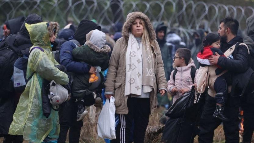 Almanya, Polonya sınırında göçmenlere karşı AB’den destek istedi