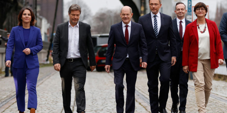 Almanya’da Yeşiller için ‘süper’ bakanlık; gözler 4 Aralık’ta