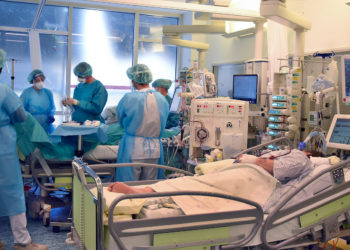 Almanya’da koronavirüs vakalarındaki rekor artış endişeye yol açıyor