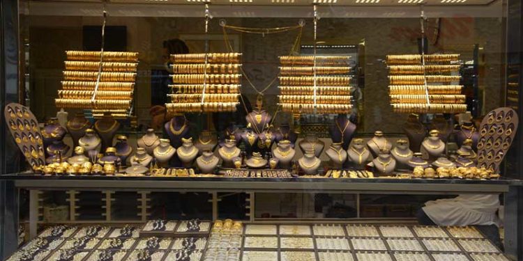 Altın fiyatları zirveyi gördü; düğün setleri 320 bin TL'ye kadar çıktı