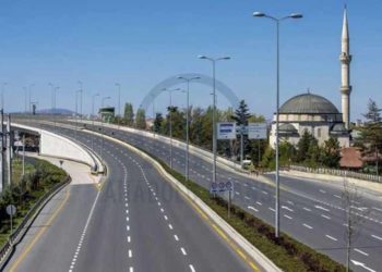 Ankara Valiliği'nden açıklama: Bazı yollar yarın çift yönlü trafiğe kapatılacak