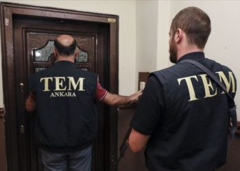 Ankara merkezli 4 ilde operasyon: Öğretmenlerin de olduğu 16 kişi hakkında gözaltı kararı