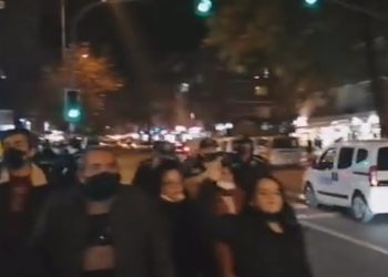 Ankara ve İstanbul’da vatandaş sokağa indi: AKP istifa