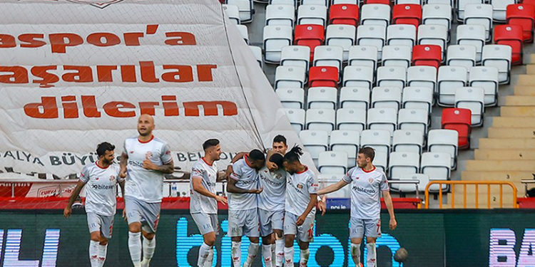 Antalyaspor, Altay'ı tek golle devirdi