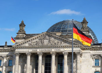 Araştırma: Almanya'da on kadın politikacıdan dördü cinsel tacize maruz kaldı