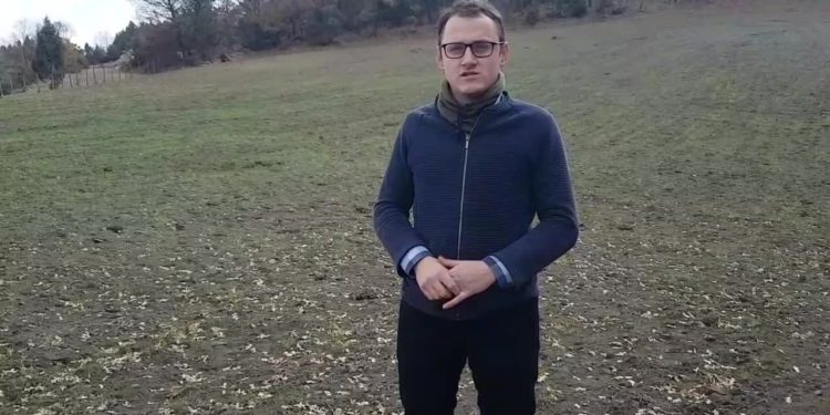 Atanamayınca çiftçilik yapan öğretmenin tarlası kamulaştırıldı: ‘Gidecek yerimiz kalmadı’