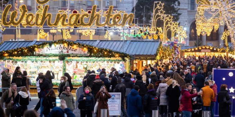 Avusturya karantinaya giriyor, yeni yılda aşı zorunluluğu geliyor