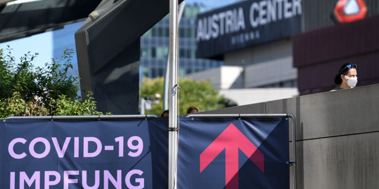 Avusturya'da aşı zorunlu oluyor