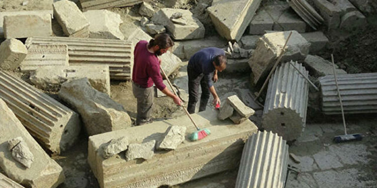 Aydın'da 2250 yıllık Zeus Tapınağı ortaya çıkarıldı