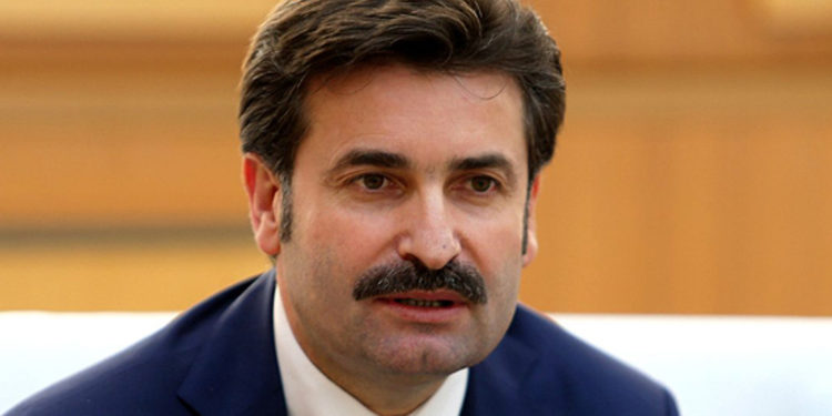 Ayhan Sefer Üstün: AKP’li vekillerin yüzde 90’ı bu ucube sistemden rahatsız