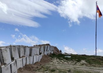 Azerbaycan ve Ermenistan sınırlarını yeniden belirleyecek