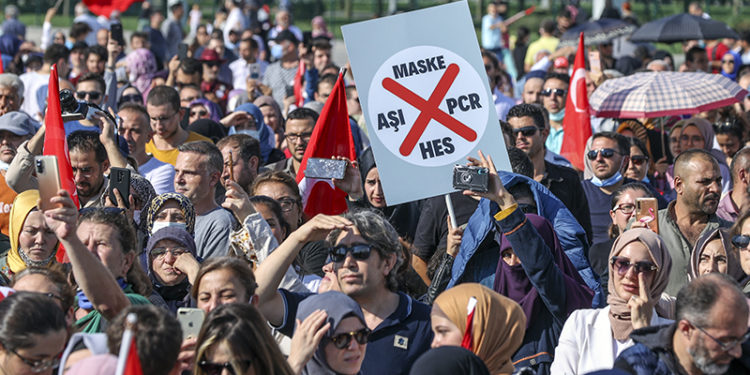 Aşı karşıtları parti kurdu: Dayatmasız Yaşam Partisi