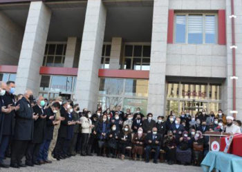 Aşı olmayan ağır ceza mahkemesi başkanı Koronavirüs nedeniyle hayatını kaybetti