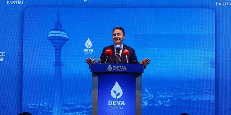 Babacan: Ülkeyi o eski karne günlerine döndürüyorlar