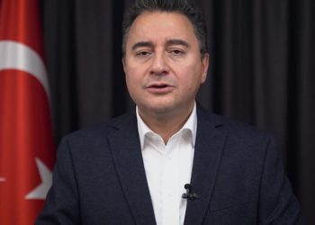 Babacan: İnsanlar dolar 10 lira olunca ekmeğin 2 buçuk lira olacağını biliyor