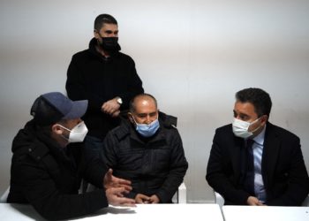 Babacan’dan samuray kılıcıyla öldürülen mimar Başak Cengiz’in ailesine taziye ziyareti