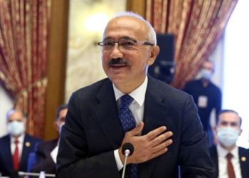 Bakan Elvan'dan 'asgari &uuml;cret' mesajı