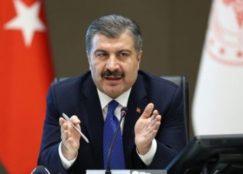 Bakan Koca: Molnupiravir ilacının tedavi rehberine eklenmesine karar verilmiştir