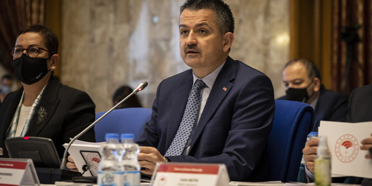 Bakan Pakdemirli: Bakanlığımız 2022 yılı bütçesi yüzde 25,5 artışla, 64,6 milyar TL olmuştur