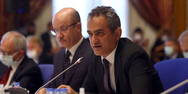 Bakan Özer: Eğitim bütçemiz 274 milyar TL olarak belirlenmiştir