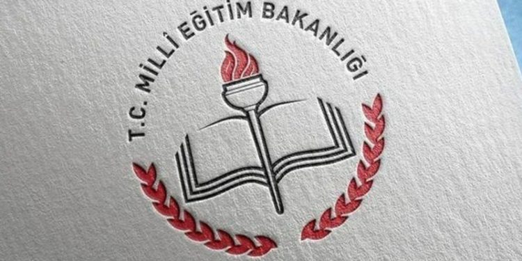 Bakan Özer açıkladı: Okullarda kaç sınıfta yüz yüze eğitime ara verildi?