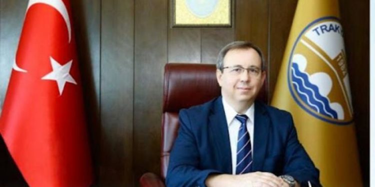 Baldızını kadroya alan rektör kendini beddua ile savundu