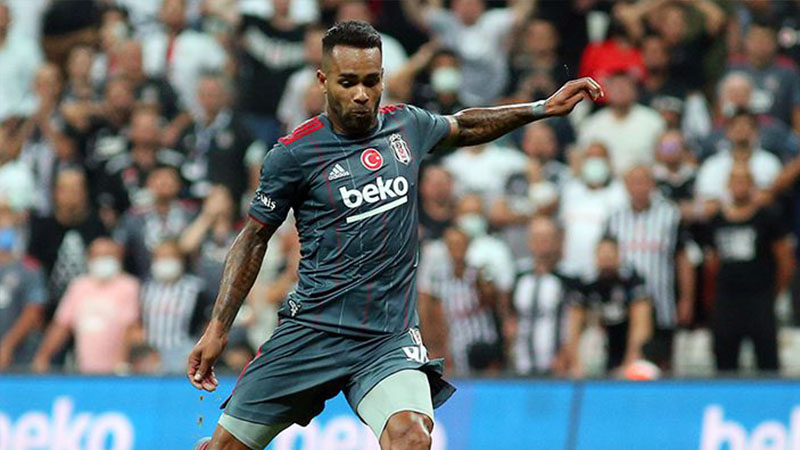 Beşiktaş'ta Alex Teixeira, bekleneni veremedi