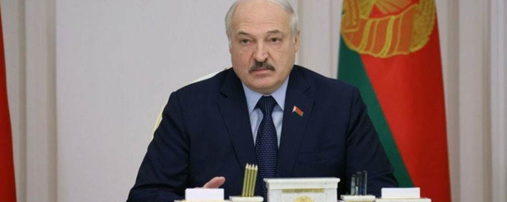 Belarus lideri Lukaşenko: Göçmenleri geri dönmeye ikna etmeye çalışıyoruz ama kimse gitmek istemiyor