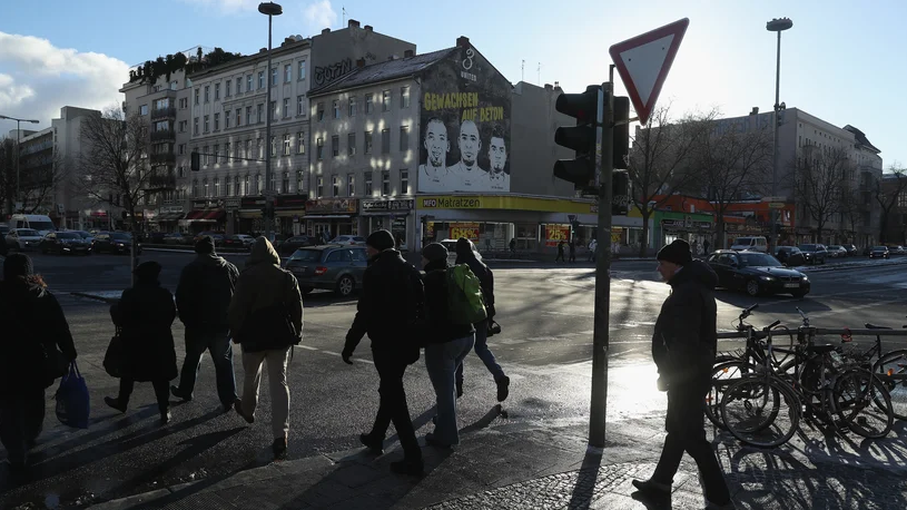 Berlin, Covid aşısı yaptırmayanlar için yeni kısıtlamaları devreye soktu