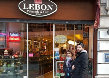 Beyoğlu kültürünün son temsilcilerinden Burç Lebon Pastanesi kepenklerini indiriyor