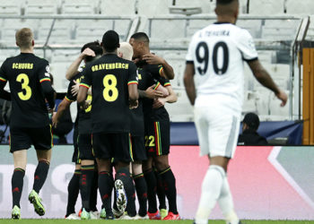 Beşiktaş, öne geçtiği maçta Ajax'a kaybetti; Avrupa defterini kapattı