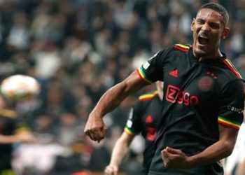 Beşiktaş'a 2 gol atmıştı; Haller, Şampiyonlar Ligi tarihine geçti