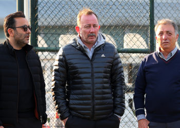 Beşiktaş'ta Sergen Yalçın ile yola devam kararı alındı